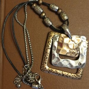 Laura Asley Elegant Mixed Metal Necklace